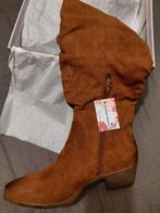Bottes beige brun 41  superbes neuves !, Vêtements | Femmes, Chaussures, Neuf, Beige, Bottes hautes, Envoi