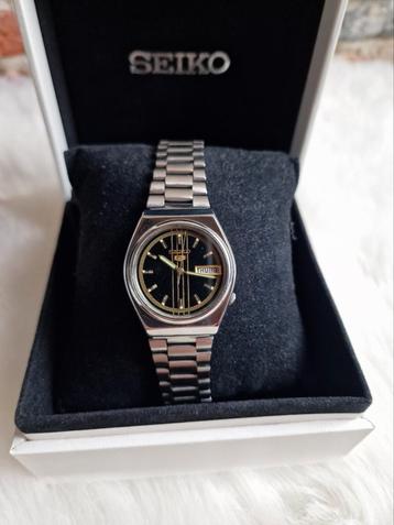 GEZOCHT: vintage seiko 5 horloges