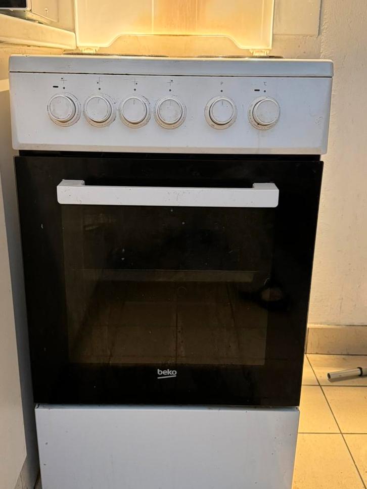 Cuisiniere Beko, Elektronische apparatuur, Fornuizen, Zo goed als nieuw, Ophalen