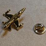 Pin F-16, Verzamelen, Militaria | Algemeen, Ophalen of Verzenden, Luchtmacht, Miniatuur of Beeldje