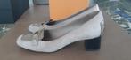 Schoenen TOD'S maat 38, Schoenen met lage hakken, Ophalen of Verzenden, Zo goed als nieuw, Tod's