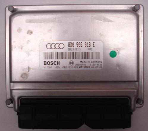 ECU  AUDI  8D0 906 018 E   BOSCH 0 261 206 040  MOTRONIC, Auto-onderdelen, Elektronica en Kabels, Audi, Gebruikt, Ophalen of Verzenden