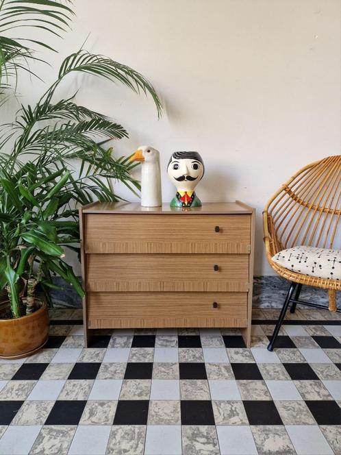 Vintage seventies schoenenkastje | kastje | kleppenkast, Huis en Inrichting, Kasten | Overige, Gebruikt, Ophalen