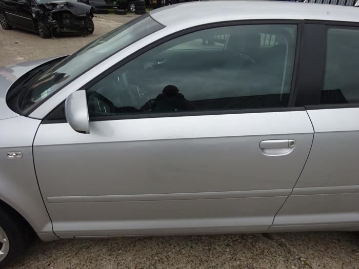 Portier 2Deurs links van een Audi A3 (LY7W), Auto-onderdelen, Carrosserie, Deur, Audi, Gebruikt, 3 maanden garantie, Ophalen of Verzenden