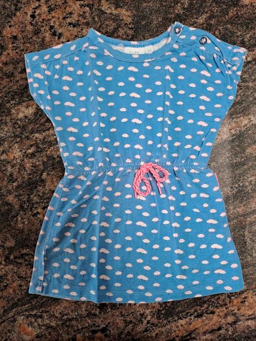 Mt 80 Lichtblauw jurkje wit, roze parasols, Kinderen en Baby's, Babykleding | Maat 80, Zo goed als nieuw, Meisje, Jurkje of Rokje