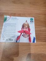 Perruque et moustache gaulois, Enlèvement ou Envoi, Comme neuf, Chapeau ou Perruque