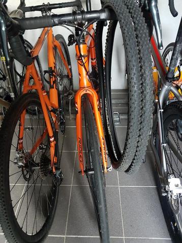 GRAVELBIKE /weg/cross RIDLEY 10speed maat 58 beschikbaar voor biedingen
