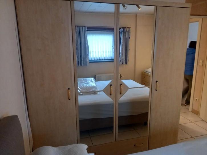 stevige kleerkast, Huis en Inrichting, Kasten | Kleerkasten, Zo goed als nieuw, Ophalen