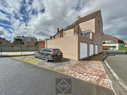 Huis te koop in Assebroek, 2 slpks, Immo, Huizen en Appartementen te koop, Vrijstaande woning