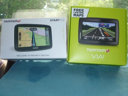 GPS 2 TomTom START + VIA Récente Modèle Avec Fixation Câbles, Autos : Divers, Accessoires de voiture, Comme neuf, Enlèvement ou Envoi