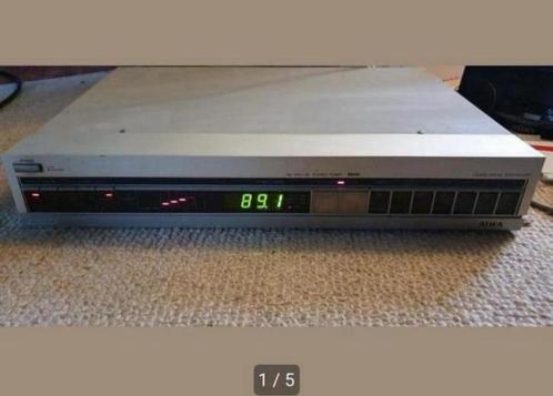 Aiwa AT- 9500 retro radio am lw mw tuner + de originele doos, Audio, Tv en Foto, Tuners, Ophalen of Verzenden