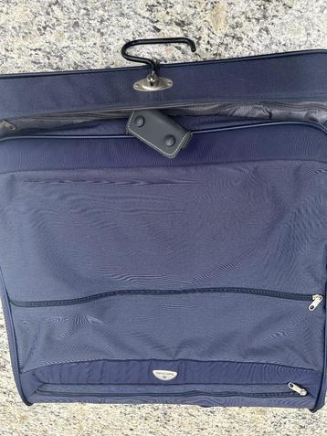 Samsonite kostuumtas beschikbaar voor biedingen