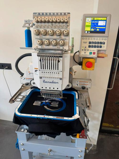 Te koop: Barudan borduurmachine – 1 kop / 9 naalden, Hobby en Vrije tijd, Borduren en Borduurmachines, Ophalen