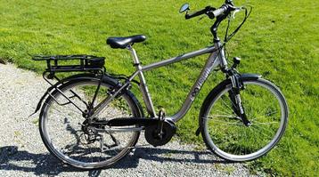 Vélo homme 28" moteur pédalier