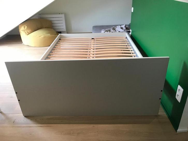 Malm bedonderstel 140x200 cm, Huis en Inrichting, Slaapkamer | Bedden, Zo goed als nieuw, Ophalen