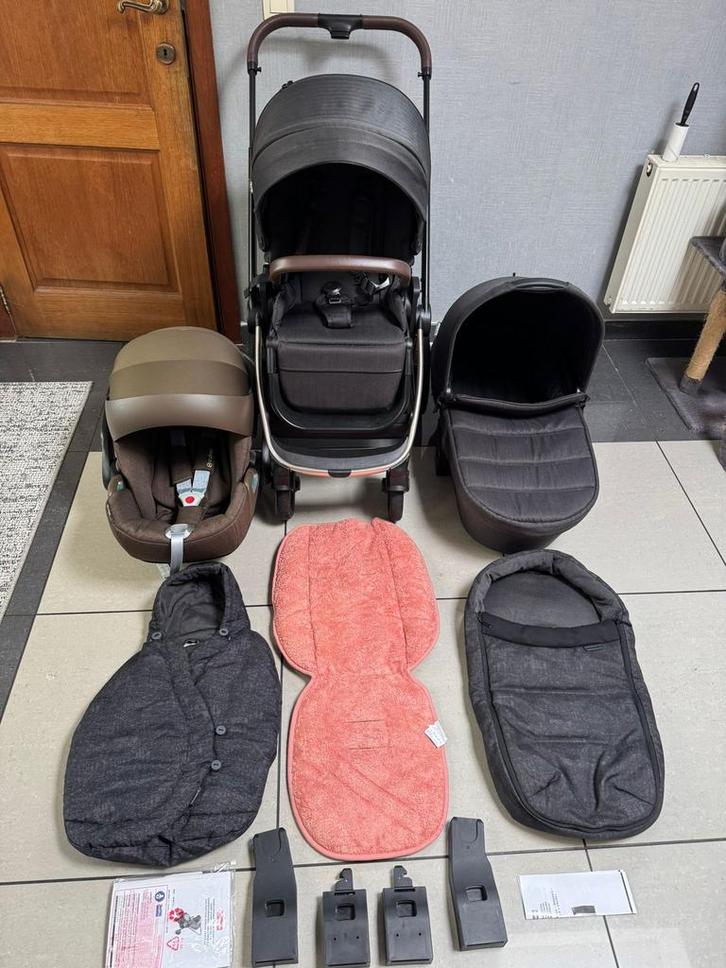 Poussette pericles crios 3 super etat, Kinderen en Baby's, Kinderwagens en Combinaties, Ophalen