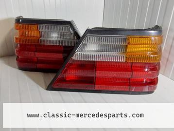 Achterlichten Mercedes W124 200-500 sedan 1984-1992 beschikbaar voor biedingen