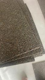 GRATIS Tapijttegels MOETEN NU WEG, Maison & Meubles, Ameublement | Revêtements de sol, Beige-bruin-groen, 25 à 50 m², Beige, Enlèvement