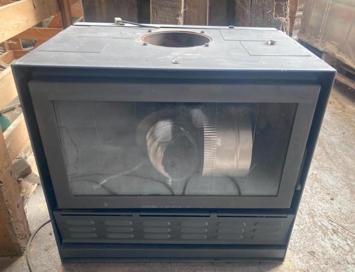 Jidé inbouwhaard op mazout (als nieuw), Doe-het-zelf en Bouw, Verwarming en Radiatoren, Zo goed als nieuw, Kachel, Ophalen