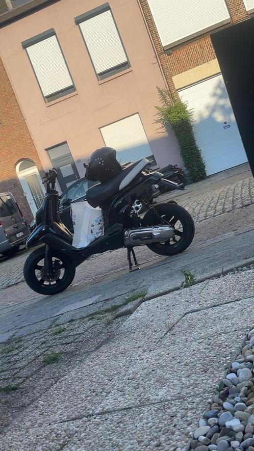 Mbk booster 70cc b-klasse, Fietsen en Brommers, Scooters | Yamaha, Zo goed als nieuw, Overige modellen, Klasse B (45 km/u), Tweetakt