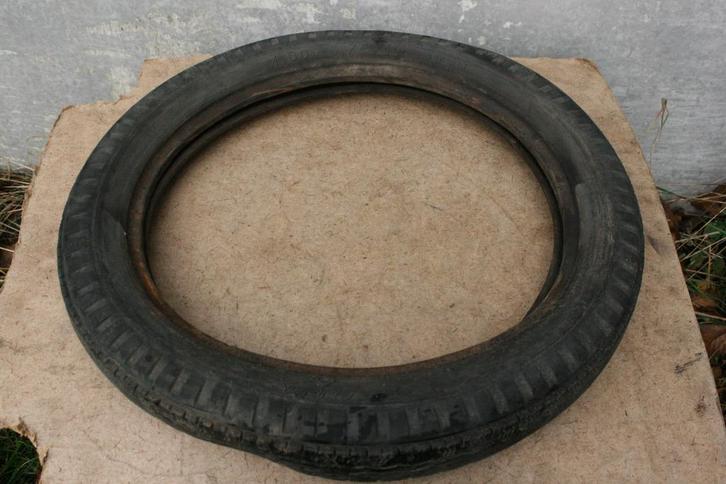 Paar Michelin STOP 19"  voor motorfietsen Made  in België, Motoren, Onderdelen | Oldtimers, Ophalen of Verzenden