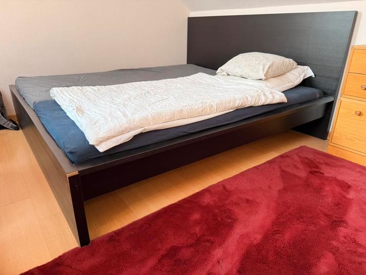 IKEA MALM bed 180x200 cm, zwart met boxspring ZONDER matras, Huis en Inrichting, Slaapkamer | Complete slaapkamers, Gebruikt, Tweepersoons
