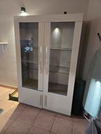 Vitrinekast met ledverlichting, Ophalen