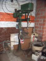 Oude staande boormachine, Ophalen