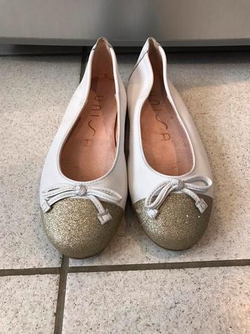 A vendre ballerines Unisa