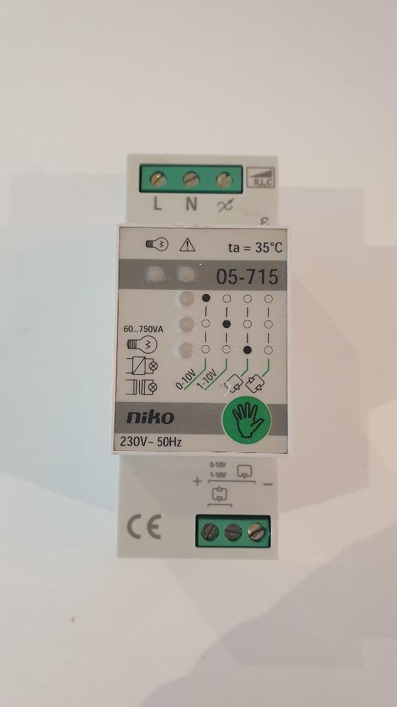 15x Niko nikobus universele dimmer 750W/VA ref. 05-715, Doe-het-zelf en Bouw, Elektriciteit en Kabels, Zo goed als nieuw, Verzenden
