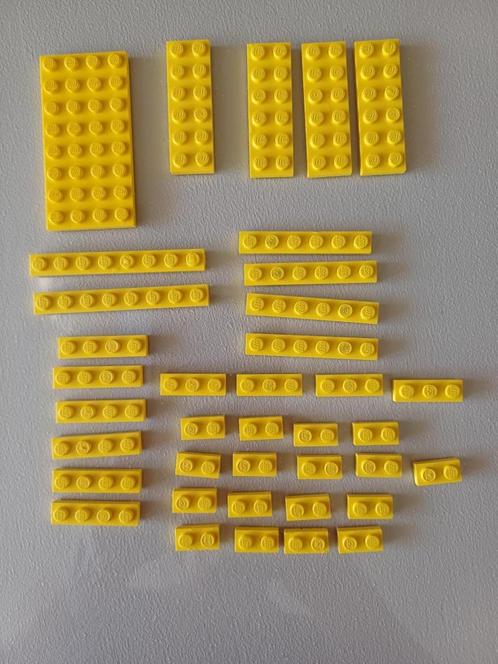 Lotje gele basis blokjes zie beschrijving & objecten, Kinderen en Baby's, Speelgoed | Duplo en Lego, Gebruikt, Lego, Ophalen