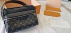 Louis vuitton outdoor Messenger Heren schoudertas, Handtassen en Accessoires, Tassen | Schoudertassen, Ophalen, Nieuw, Zwart, Overige merken