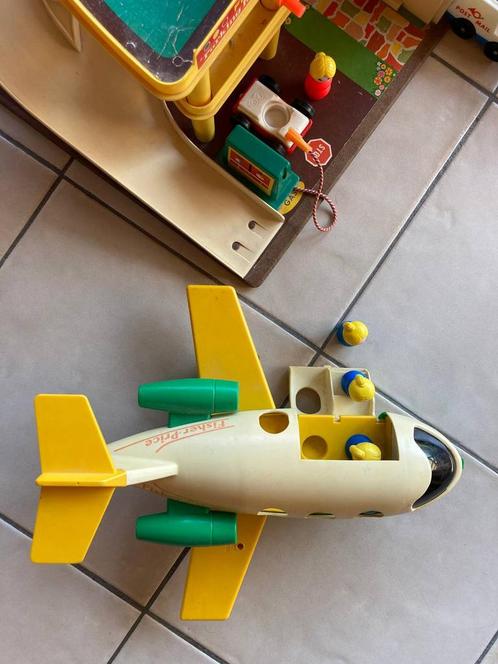 FISHER Price - garage vliegtuig mini-bus, Kinderen en Baby's, Speelgoed | Fisher-Price, Gebruikt, Ophalen