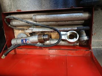 Uitdeukset hydraulische, Enlèvement, Utilisé