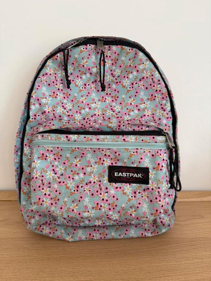 Eastpack rugzak/schooltas, Handtassen en Accessoires, Tassen | Rugtassen, Zo goed als nieuw, Ophalen