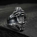 Doodskist edelstalen ring, Nieuw, Dame of Heer, Zilver, IJzer of Staal
