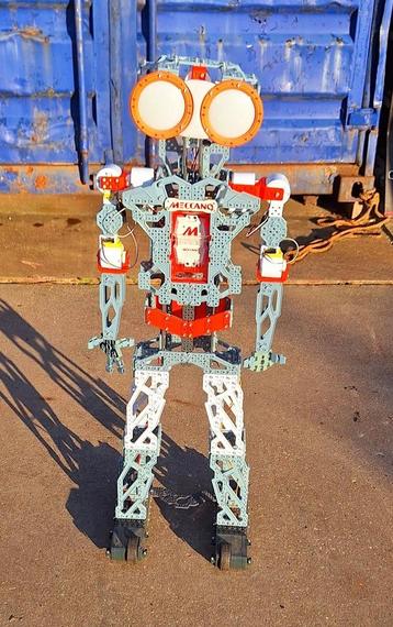 Meccano Meccanoid G15 personal robot. beschikbaar voor biedingen