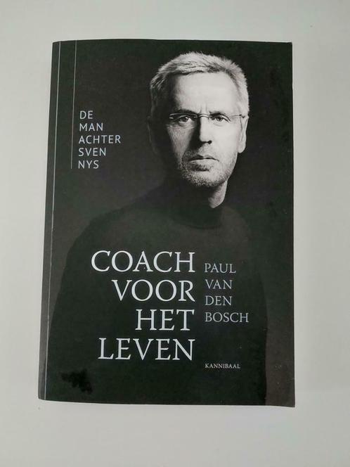 Coach voor het leven, Paul van Den Bosch, Livres, Livres de sport, Utilisé, Enlèvement ou Envoi