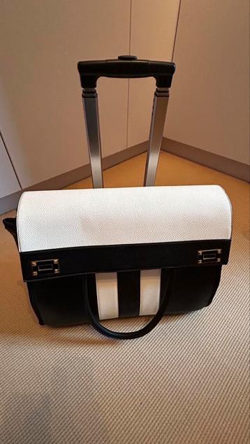 Tres beau Trolley, Enlèvement, Comme neuf