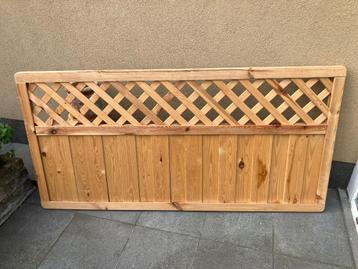 2 tuinschermen beschikbaar voor biedingen