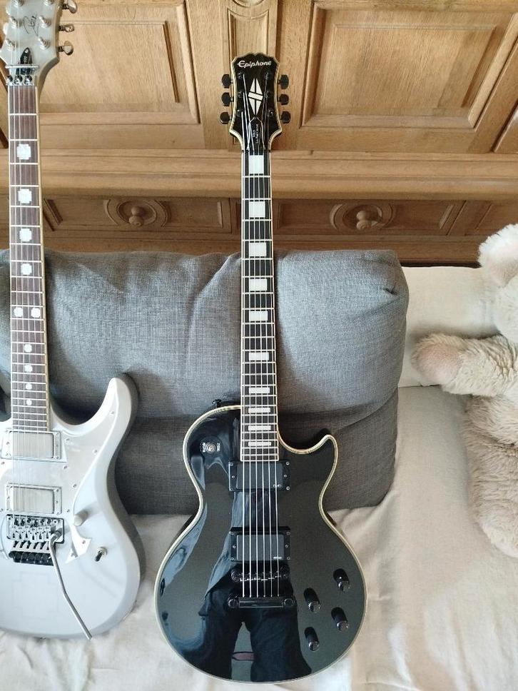 Epiphone les paul custom matt heafy 6 string + upgrades, Muziek en Instrumenten, Snaarinstrumenten | Gitaren | Elektrisch, Zo goed als nieuw