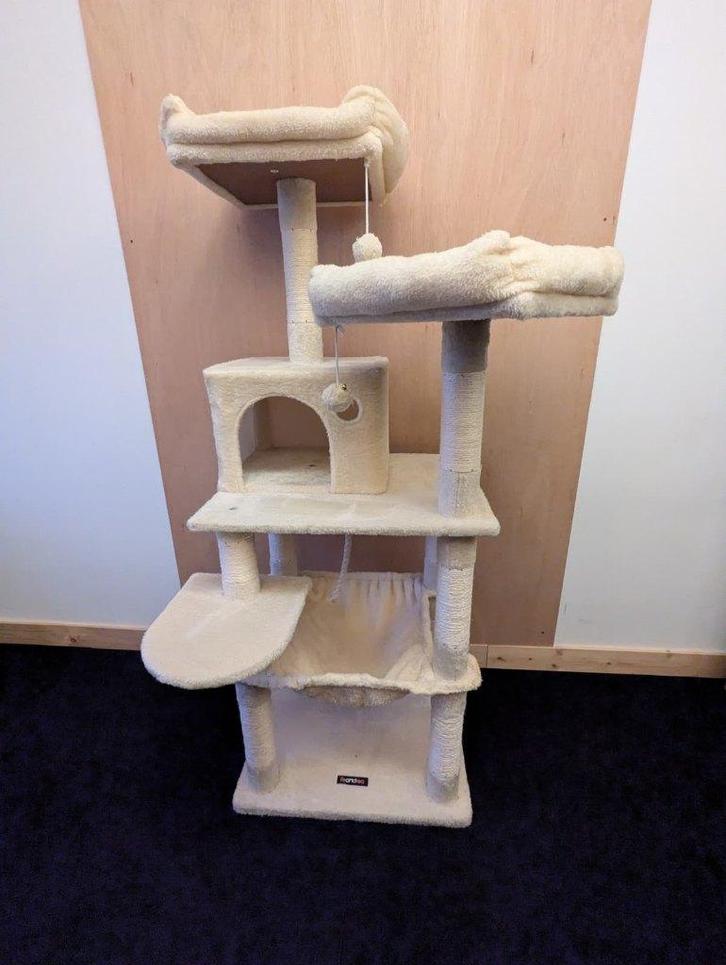 Kit arbre à chat / litière / gamelle / brosse, Dieren en Toebehoren, Kattenbakken, Zo goed als nieuw, Gesloten, Ophalen