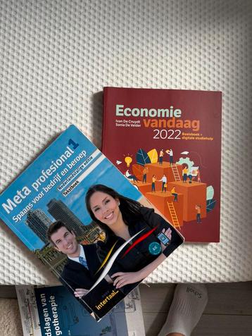 Boeken intercultural relations beschikbaar voor biedingen