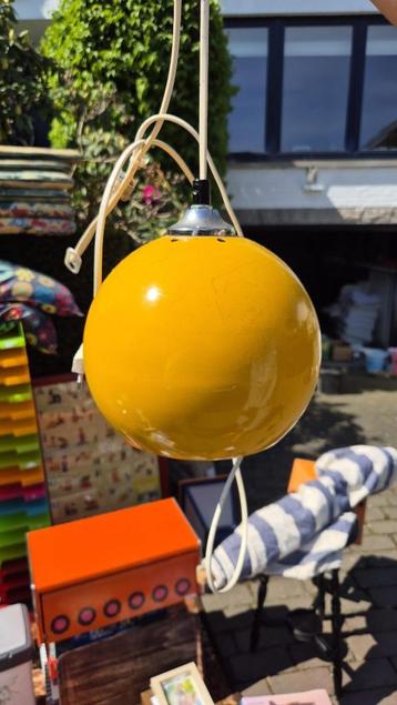 Vintage space age eyeball hanglamp beschikbaar voor biedingen