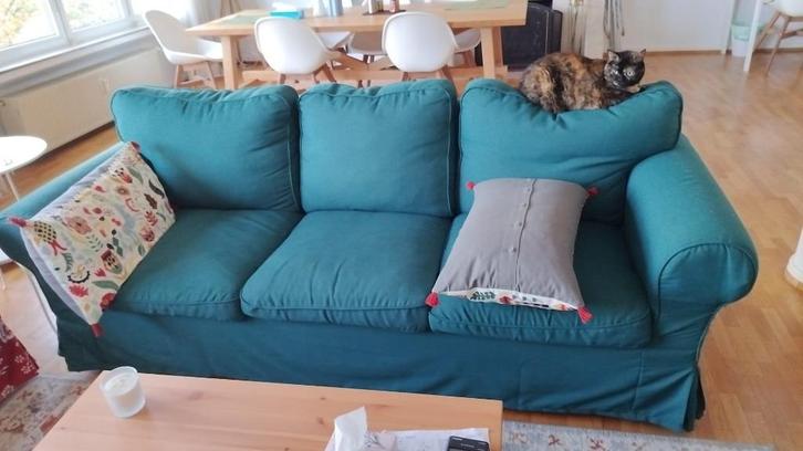 Groene 5-zitsbank in uitstekende staat te koop - Brussel, Huis en Inrichting, Zetels | Zetels, Zo goed als nieuw, Rechte bank