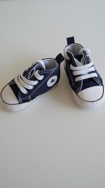 Converse All Star schoentjes, maat 17 beschikbaar voor biedingen