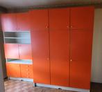 Vintage oranje en witte meubels (1974), Ophalen, Gebruikt