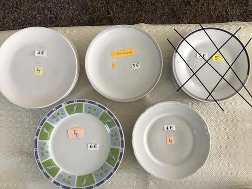 89 platte borden aan spotprijzen, Huis en Inrichting, Keuken | Servies, Zo goed als nieuw, Bord(en), Ophalen of Verzenden