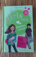 For Girls Only  Hopeloos verliefd Harde kaft Nieuwstaat, Ophalen of Verzenden, Zo goed als nieuw