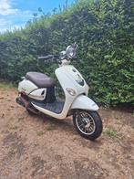 GTS 50cc scooter A klasse zonder papieren start en rijd goed, Fietsen en Brommers, Brommers | Zundapp, Ophalen of Verzenden, Zo goed als nieuw